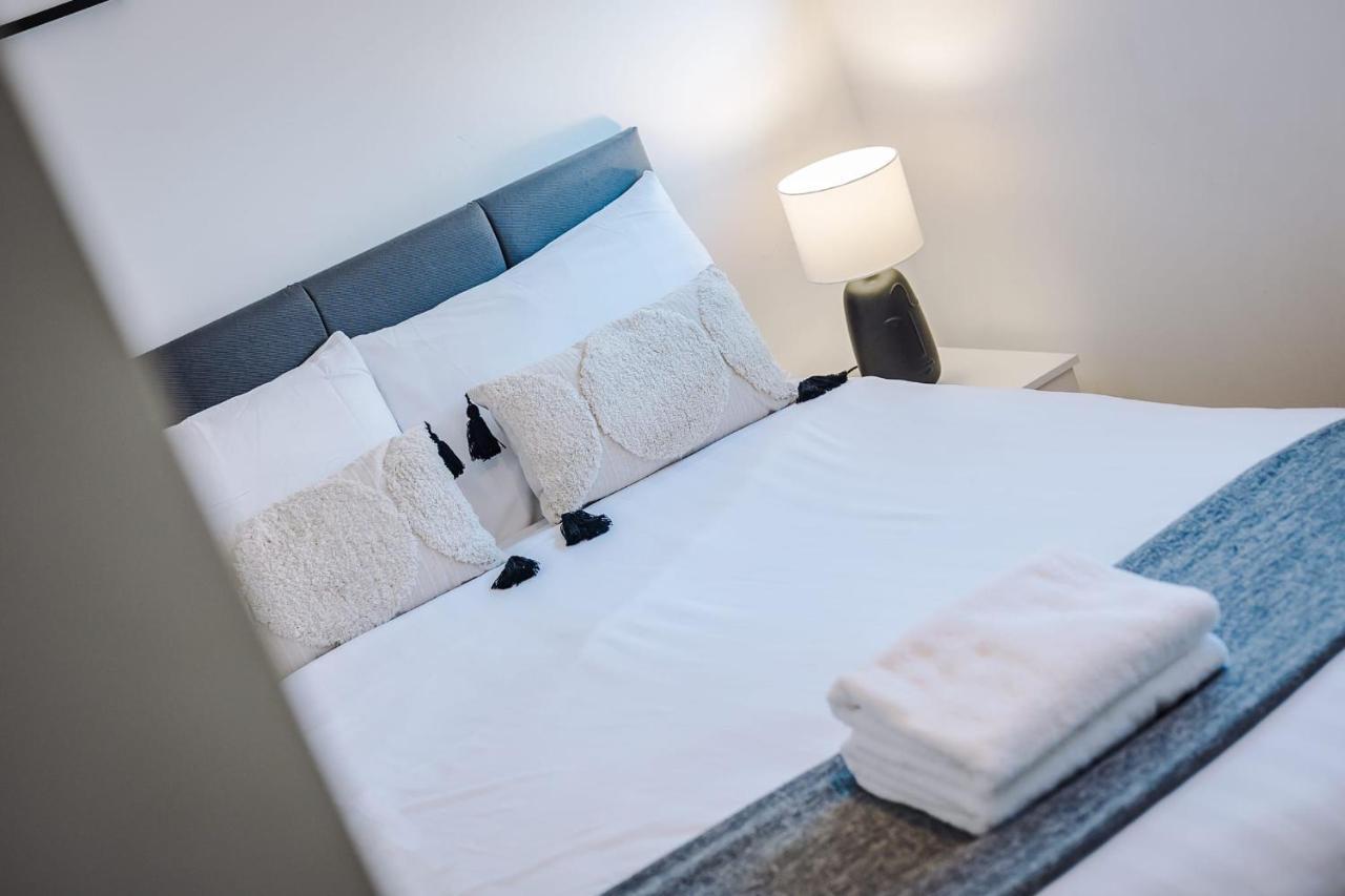 Apartment Host & - Standish Street Abode *